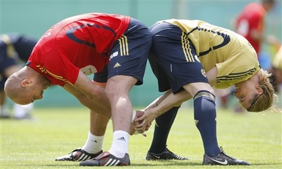 Soccer Euro 2008 Training Spain