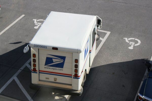 lazy-mailman.