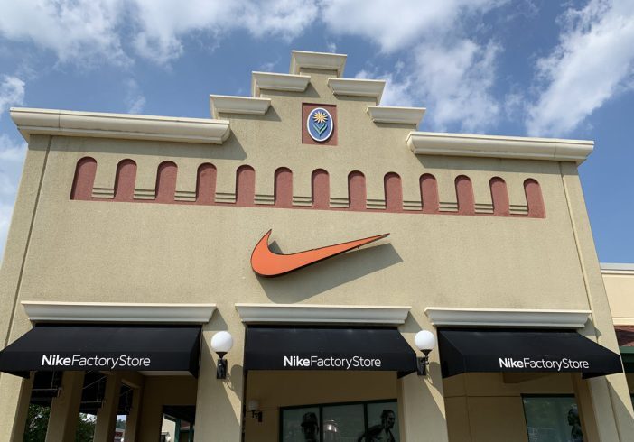 Hagerstown's Nike Factory Store 1998 - 2019 - Bent Corner