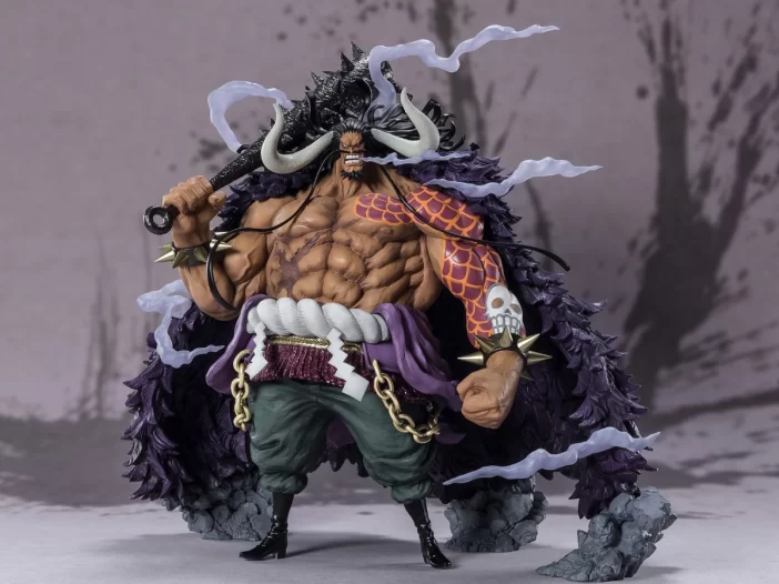 'One Piece' Kaido, King of The Beasts statue - Bent Corner